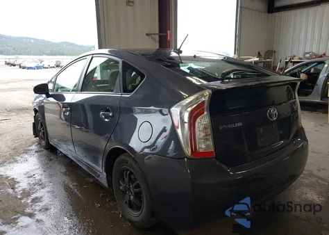 2013 Toyota Prius Three z USA, uszkodzony, nr VIN JTDKN3DU5D5545726